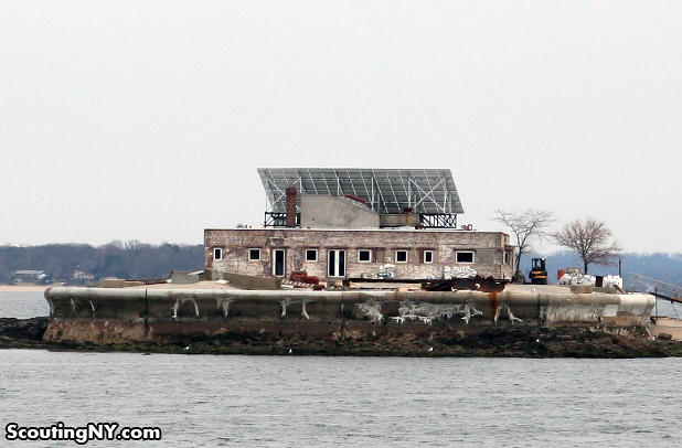 There’s A Private Island Home Off The Coast of New York City